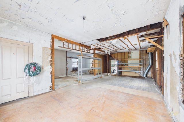 1395-1405 N Main St, Fall River, MA 02720