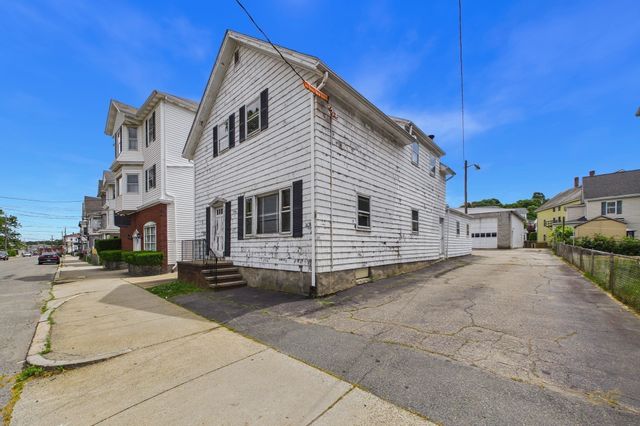 1395-1405 N Main St, Fall River, MA 02720