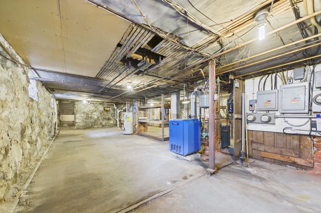 1395-1405 N Main St, Fall River, MA 02720