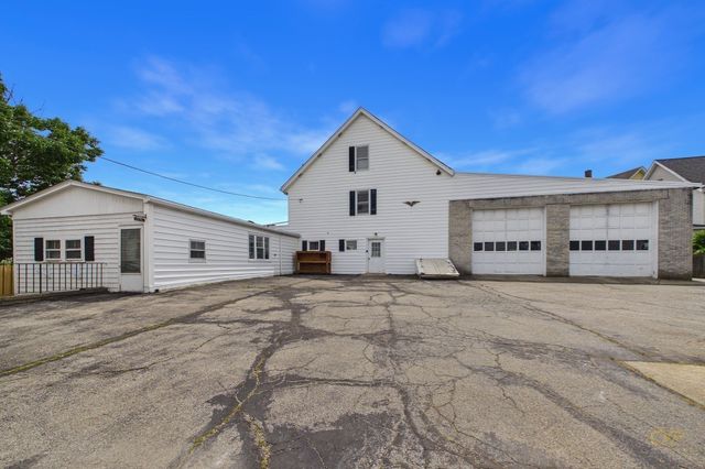1395-1405 N Main St, Fall River, MA 02720