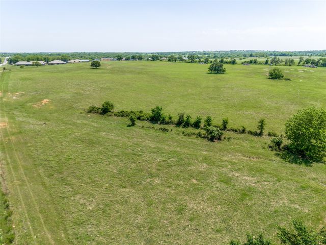 599 Lone Star, Poolville, TX 76487