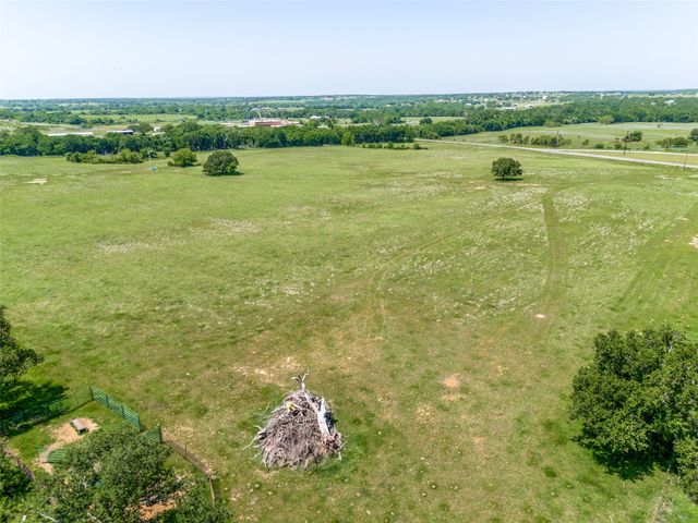 599 Lone Star, Poolville, TX 76487