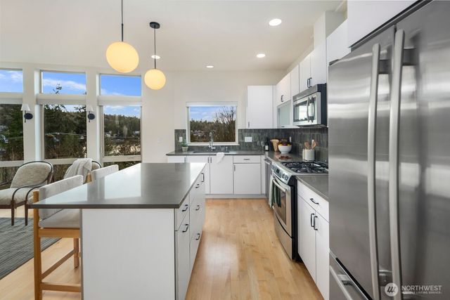 3426 NW Market Street, Seattle, WA 98107