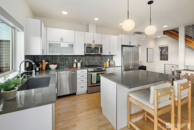 3426 NW Market Street, Seattle, WA 98107