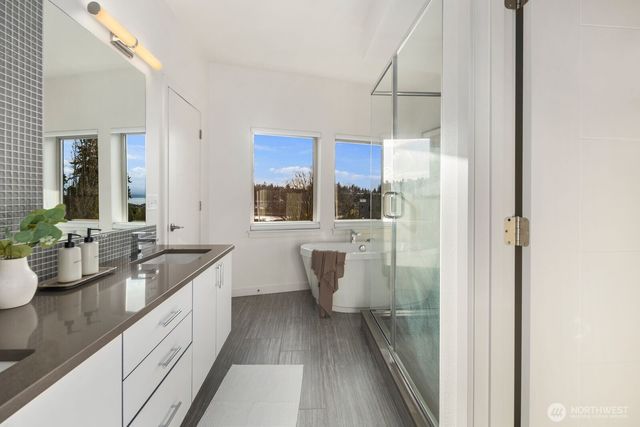 3426 NW Market Street, Seattle, WA 98107