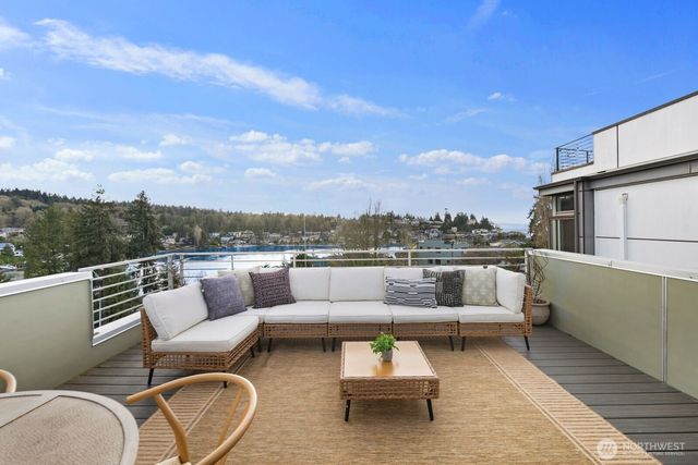 3426 NW Market Street, Seattle, WA 98107