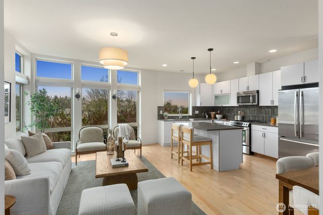 3426 NW Market Street, Seattle, WA 98107