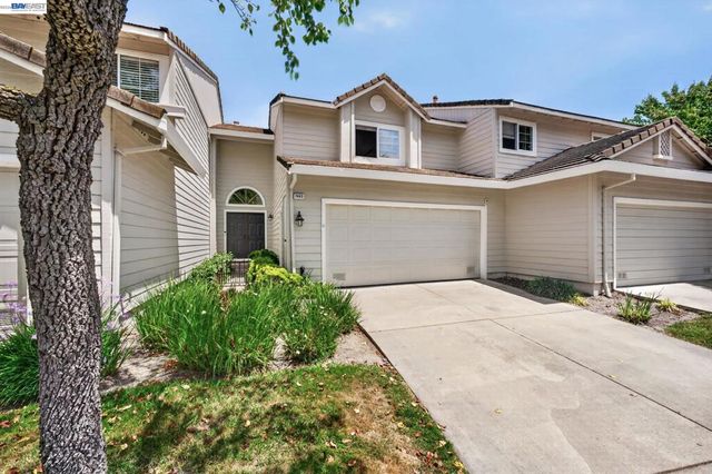 7445 Rolling Hills Cir, Dublin, CA 94568