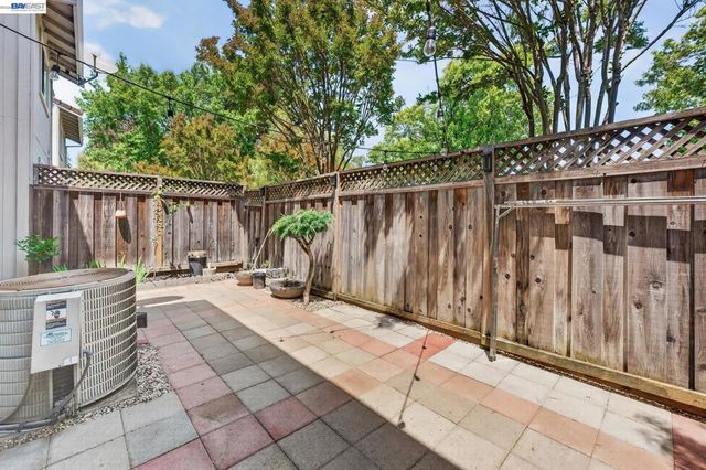 7445 Rolling Hills Cir, Dublin, CA 94568
