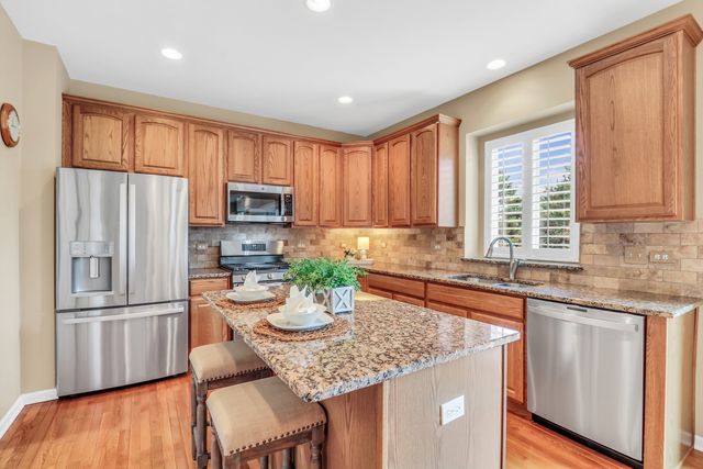 18774 W Glenhurst Drive, Lake Villa, IL 60046