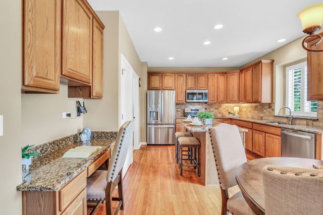 18774 W Glenhurst Drive, Lake Villa, IL 60046