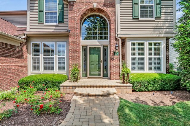 18774 W Glenhurst Drive, Lake Villa, IL 60046
