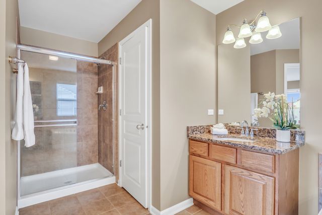 18774 W Glenhurst Drive, Lake Villa, IL 60046
