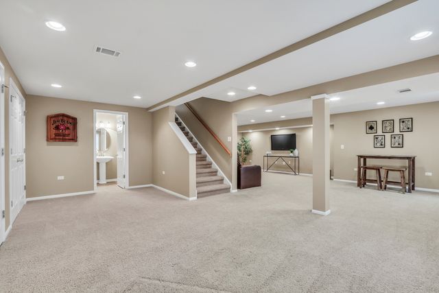 18774 W Glenhurst Drive, Lake Villa, IL 60046