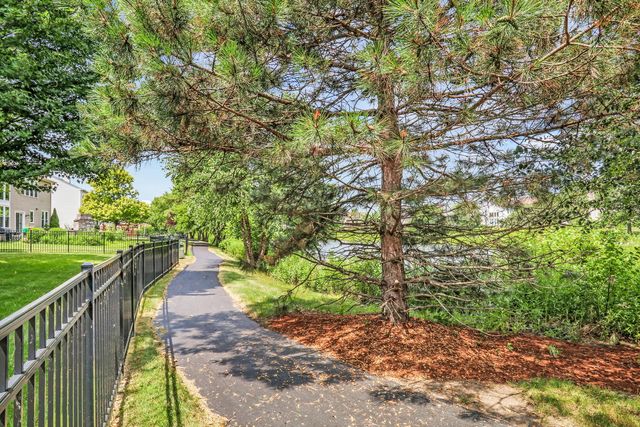 18774 W Glenhurst Drive, Lake Villa, IL 60046