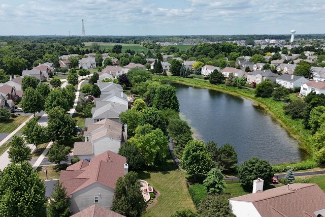 18774 W Glenhurst Drive, Lake Villa, IL 60046