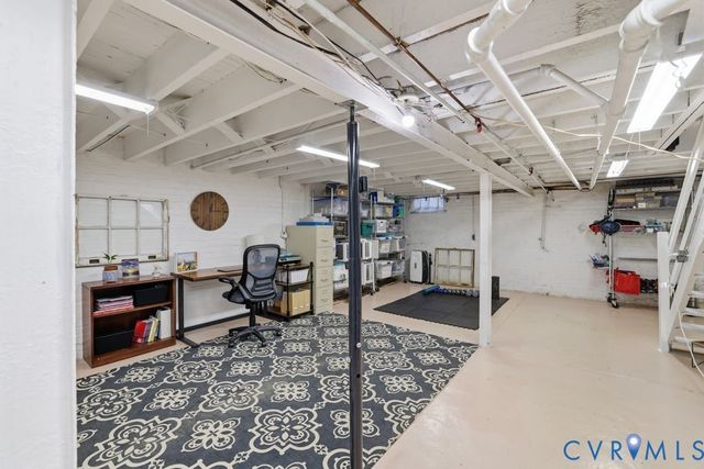 2417 W Main St, Richmond, VA 23220
