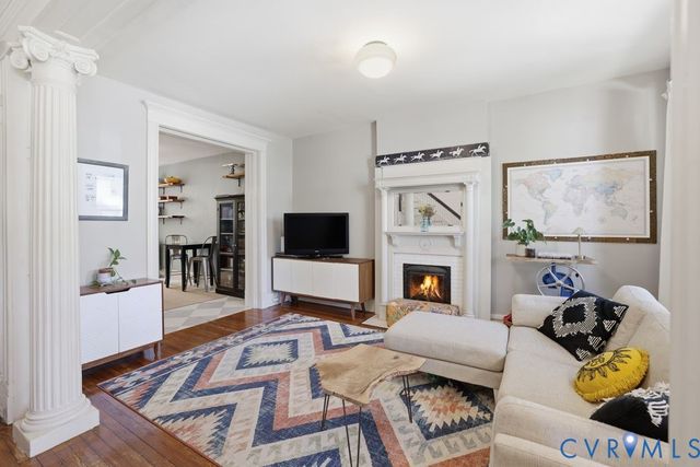 2417 W Main St, Richmond, VA 23220