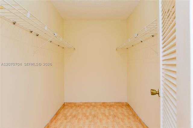 1055 NW 83rd Ave C47, Plantation, FL 33322