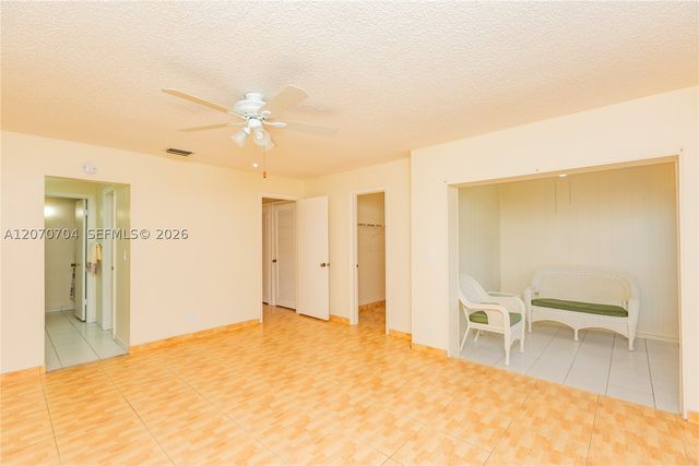 1055 NW 83rd Ave C47, Plantation, FL 33322