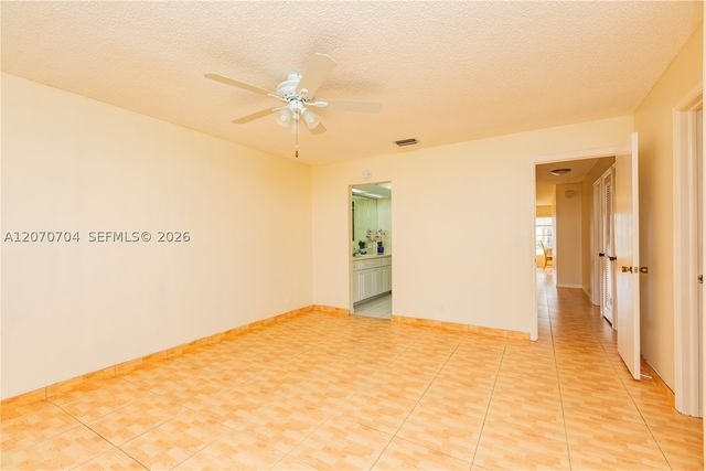 1055 NW 83rd Ave C47, Plantation, FL 33322