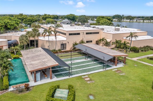 1055 NW 83rd Ave C47, Plantation, FL 33322