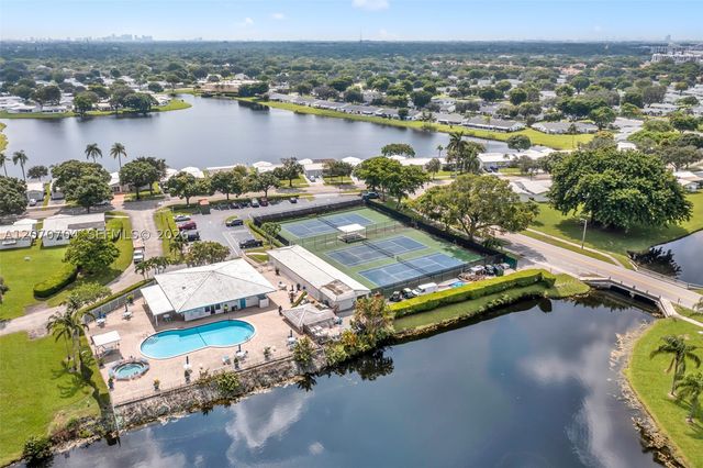 1055 NW 83rd Ave C47, Plantation, FL 33322