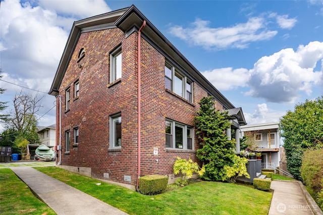 109 115 30th Avenue, Seattle, WA 98122