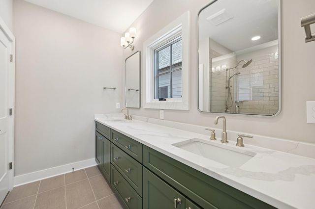 2841 Katmai Drive, Columbus, OH 43228