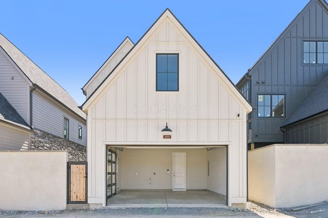 2841 Katmai Drive, Columbus, OH 43228