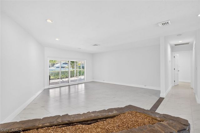 6824 Danah CT, Fort Myers, FL 33908