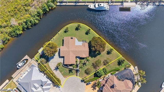 6824 Danah CT, Fort Myers, FL 33908