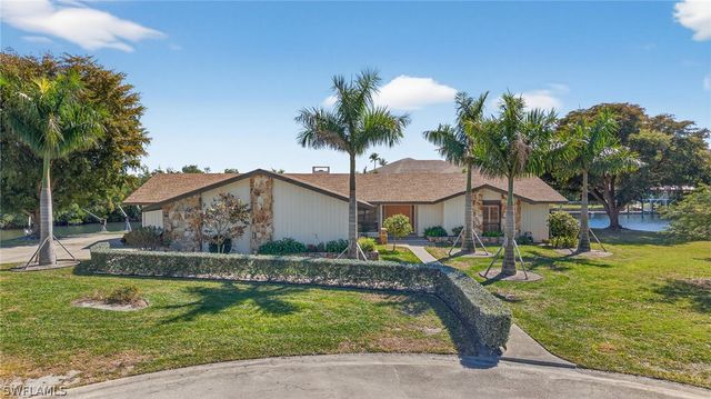 6824 Danah CT, Fort Myers, FL 33908