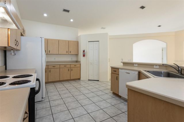 38 PITTWICK LANE, Palm Coast, FL 32164