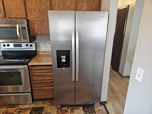 10810 Linwood Forest Drive, Champlin, MN 55316