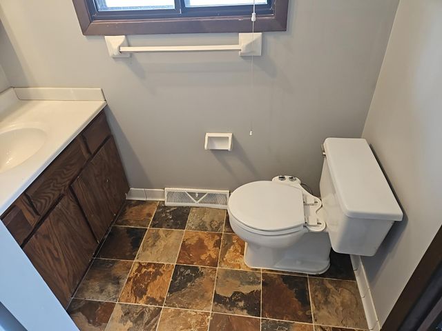 10810 Linwood Forest Drive, Champlin, MN 55316