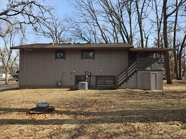 10810 Linwood Forest Drive, Champlin, MN 55316