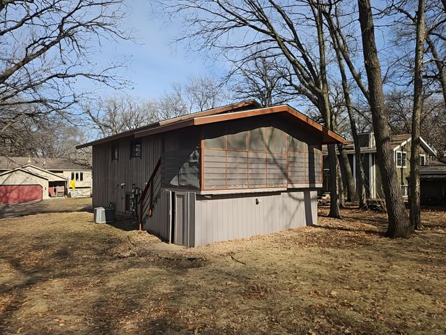 10810 Linwood Forest Drive, Champlin, MN 55316