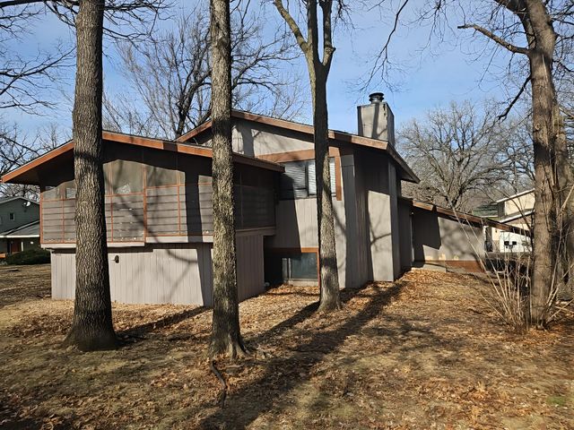 10810 Linwood Forest Drive, Champlin, MN 55316