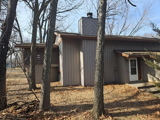 10810 Linwood Forest Drive, Champlin, MN 55316