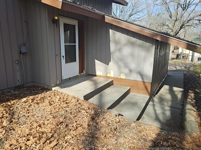 10810 Linwood Forest Drive, Champlin, MN 55316