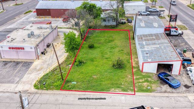 104 SE 12th Avenue, Mineral Wells, TX 76067