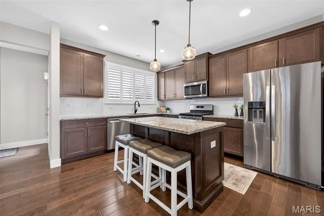 3221 Granger Boulevard, St Charles, MO 63301