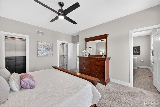 3221 Granger Boulevard, St Charles, MO 63301