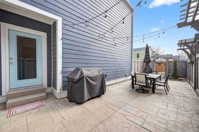 3221 Granger Boulevard, St Charles, MO 63301