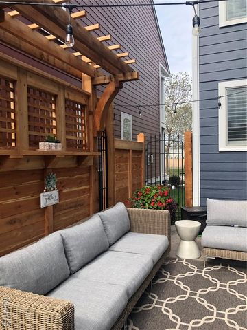 3221 Granger Boulevard, St Charles, MO 63301