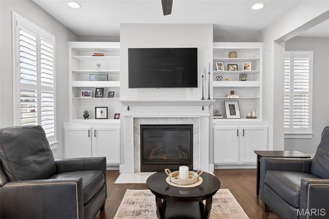 3221 Granger Boulevard, St Charles, MO 63301