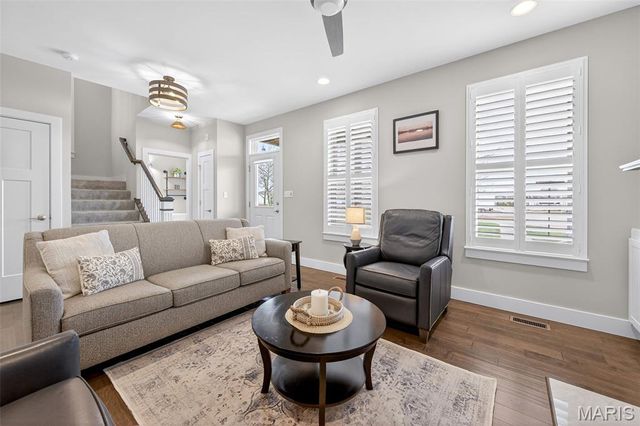 3221 Granger Boulevard, St Charles, MO 63301