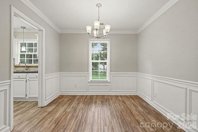 8904 Brown Oak Court, Charlotte, NC 28227