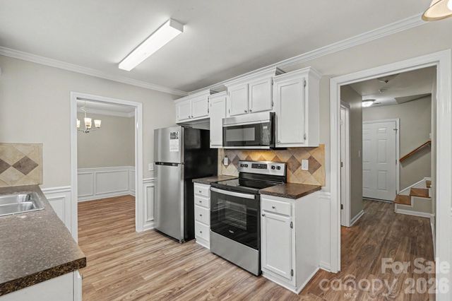 8904 Brown Oak Court, Charlotte, NC 28227